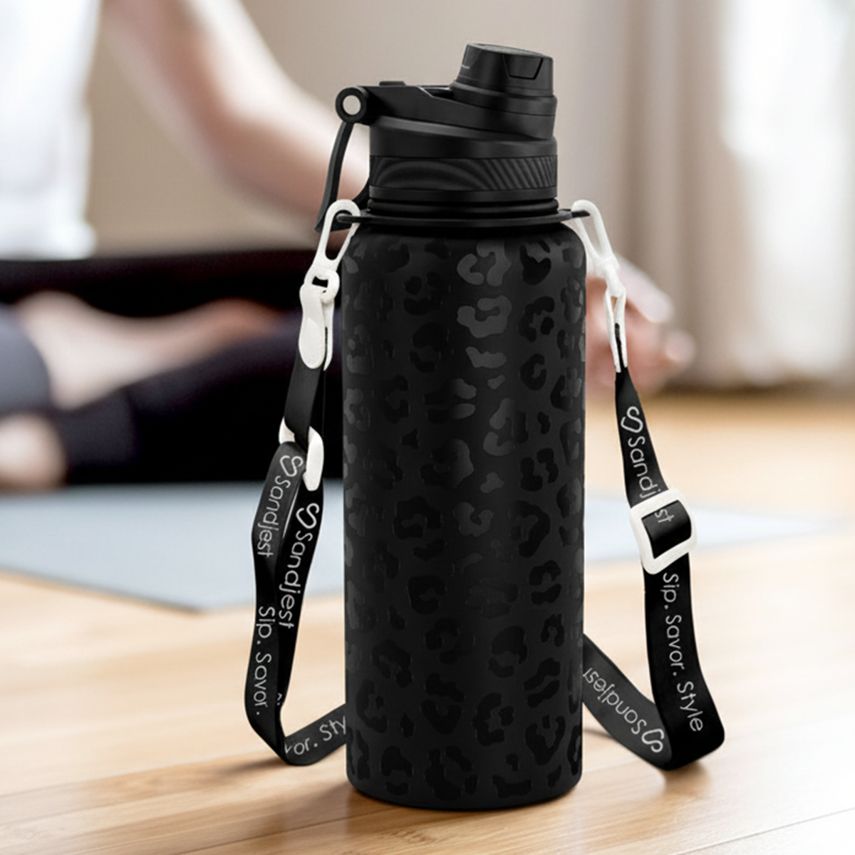 Black Leopard CamelMate | 2-in-1 Lid Water Bottle with Strap 32oz
