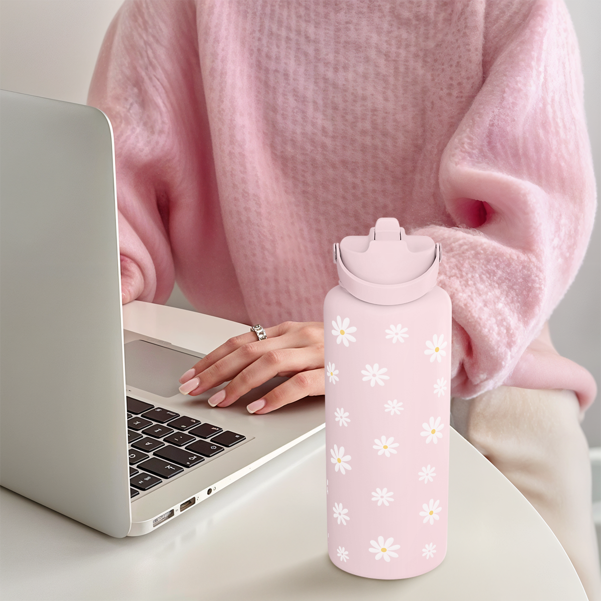 Pink Daisy SipChic | Straw Lid Water Bottle 32oz